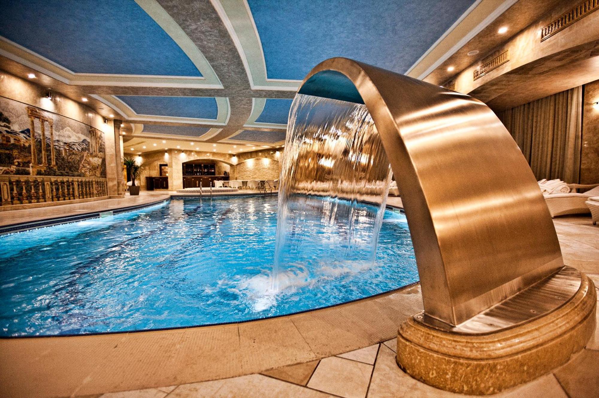 Multi Grand Pharaon Hotel Ptghni Eksteriør billede