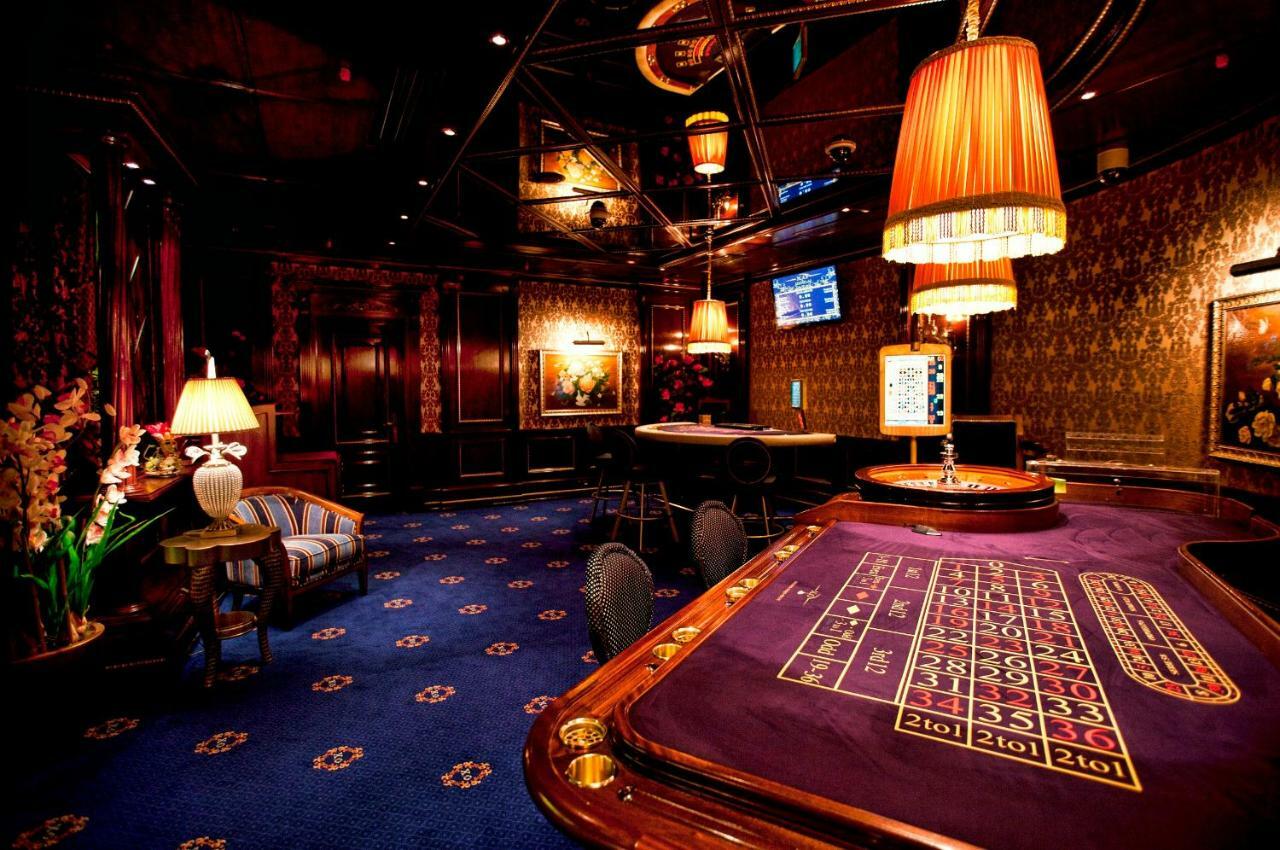 Multi Grand Pharaon Hotel Ptghni Eksteriør billede