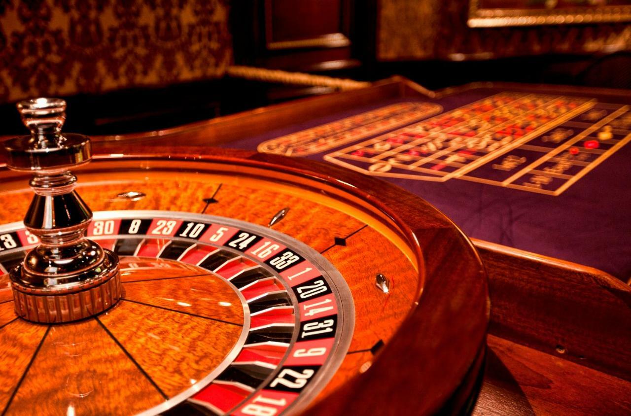 Multi Grand Pharaon Hotel Ptghni Eksteriør billede